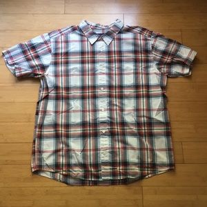 mens patagonia short sleeve button up size XL